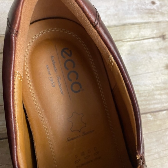 Host Pick!!! Ecco Men’s Slip-on Dress Shoe in Brown Size EU 44 - Picture 5 of 9
